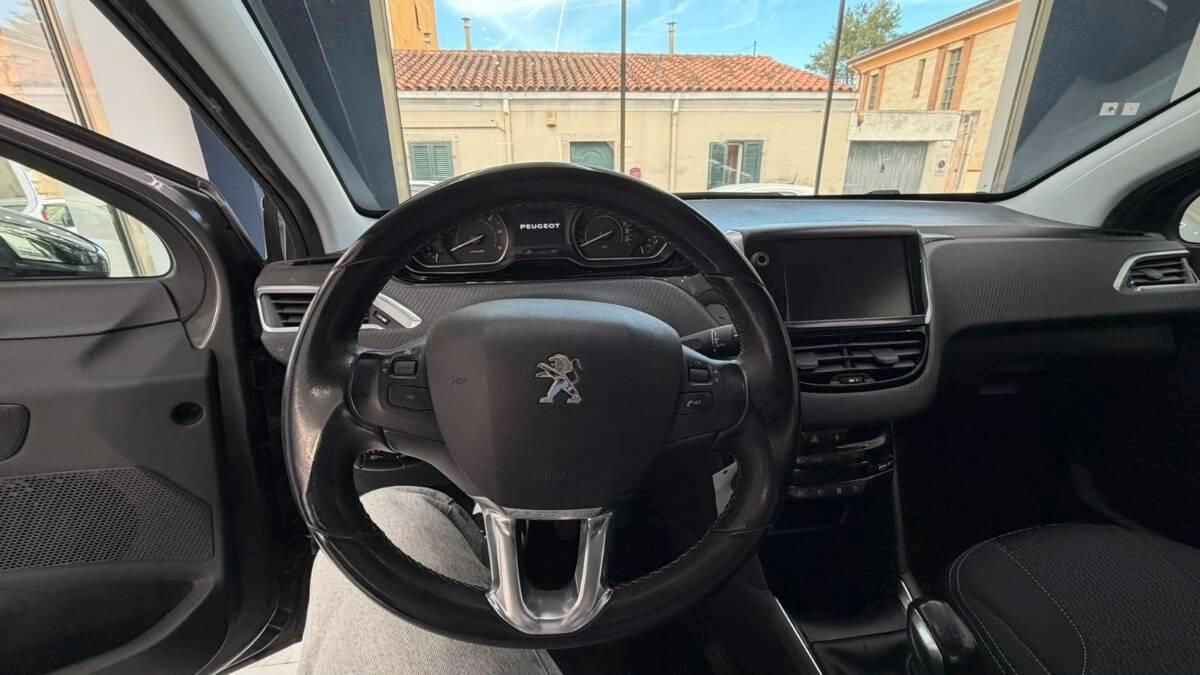 Peugeot 208 Peugeot 208 1.6 bluehdi Allure 100cv 5p