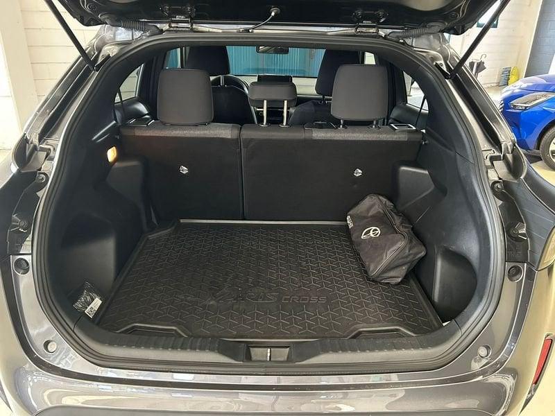 Toyota Yaris Cross 1.5 Hybrid 5p. E-CVT AWD-i Trend - PROMO SIRONIAUTO+