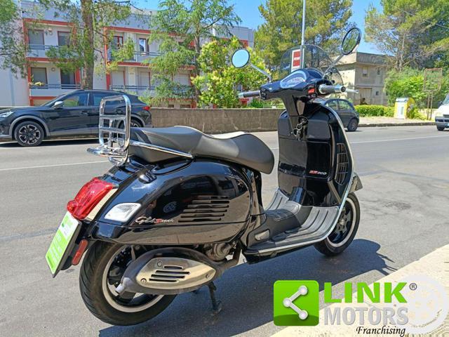 PIAGGIO Vespa GTS 300 Super ABS