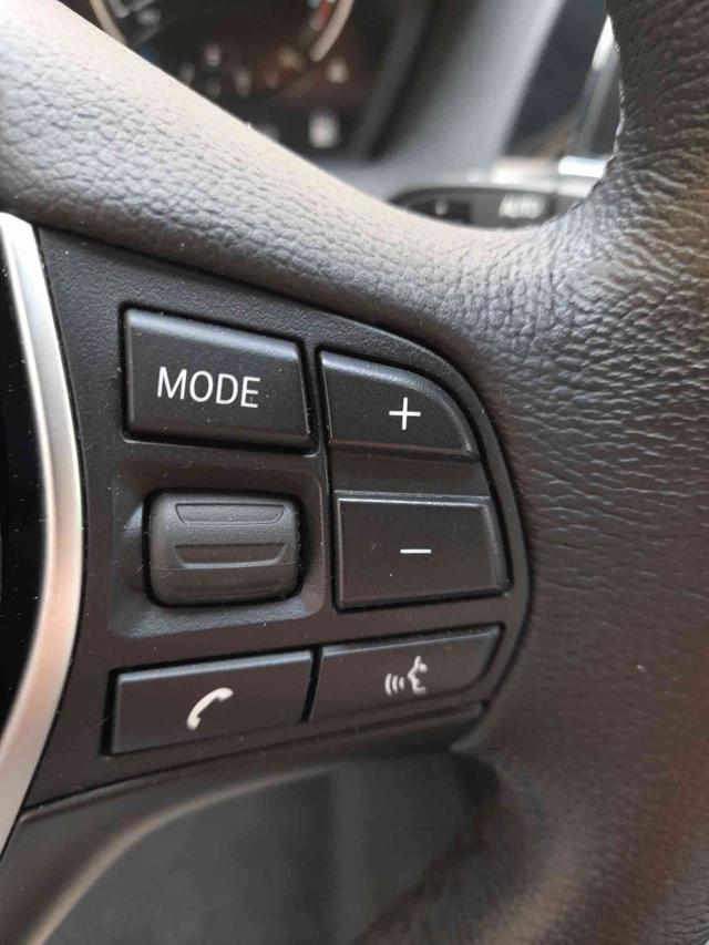 BMW 118 i LUXURY NAVI-PELLE-LED!!! OK NEO PATENTATI