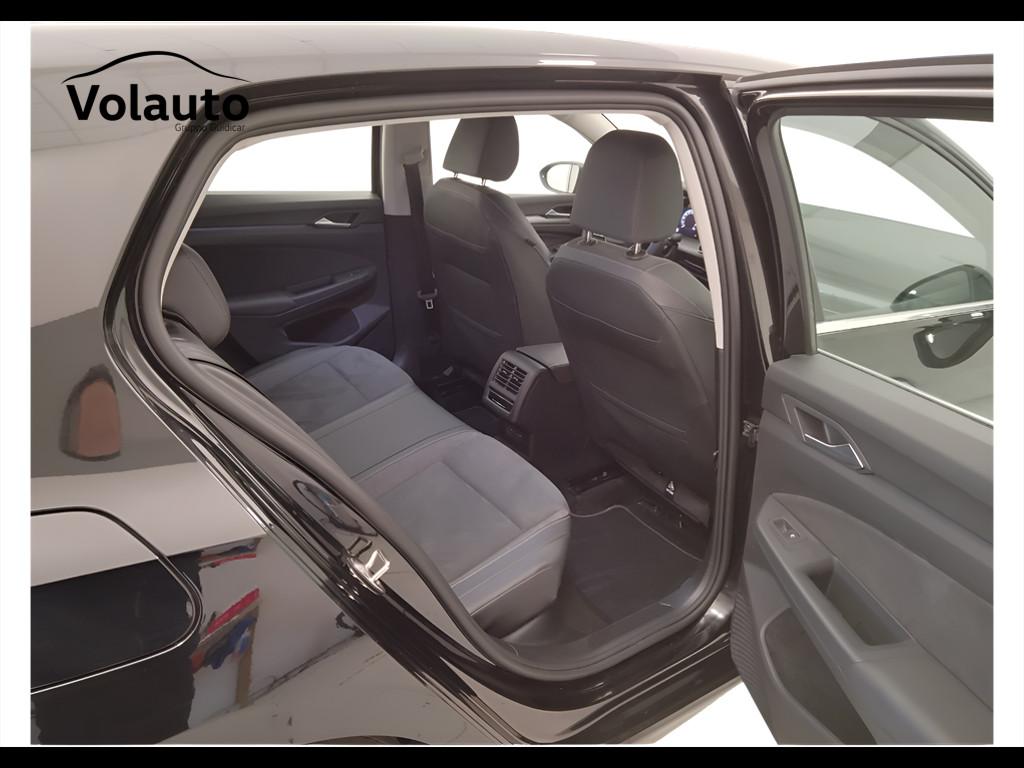VOLKSWAGEN Golf VIII 2024 - Golf 2.0 tdi Style 150cv dsg