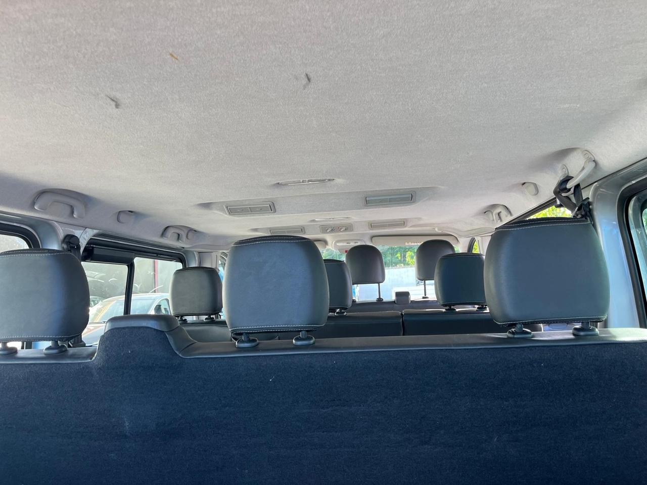 Opel vivaro combi/9 posti-1.6 bit.d-2015