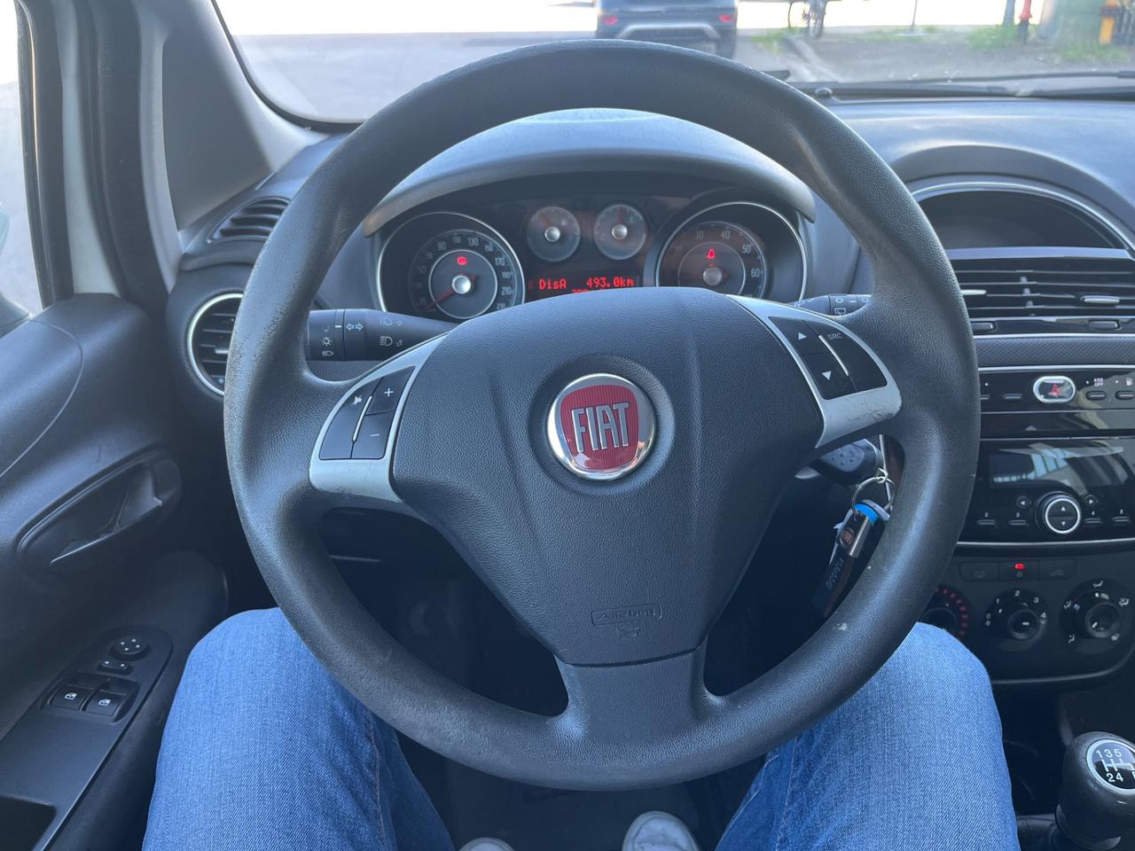 Fiat Punto 2017 1.4 8V 5 porte Natural Power Street
