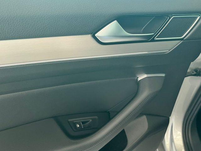 VOLKSWAGEN Passat Variant 2.0 TDI DSG Business BlueMotion Tech