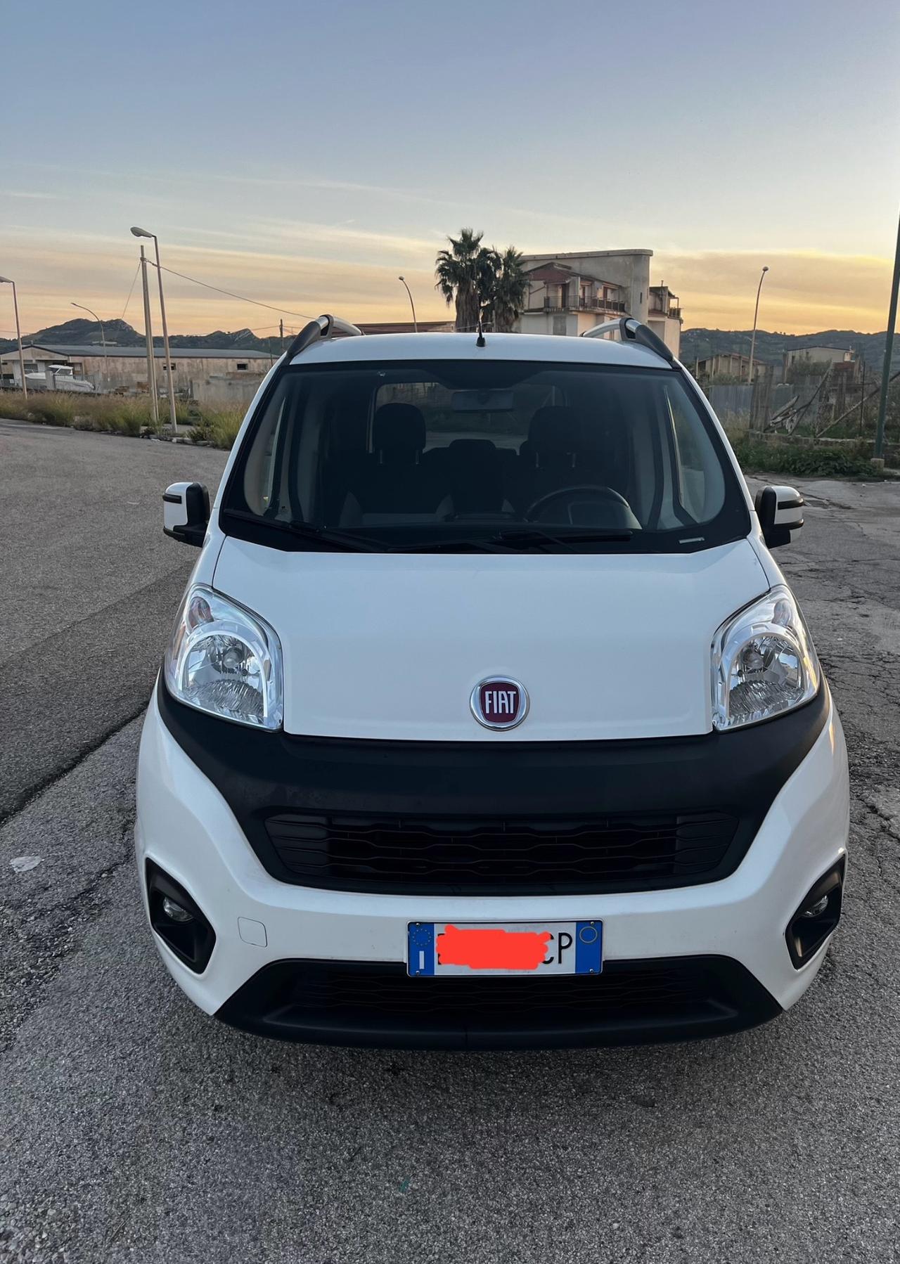 Fiat Qubo 1.4 8V 77 CV Lounge con navigatore 2019