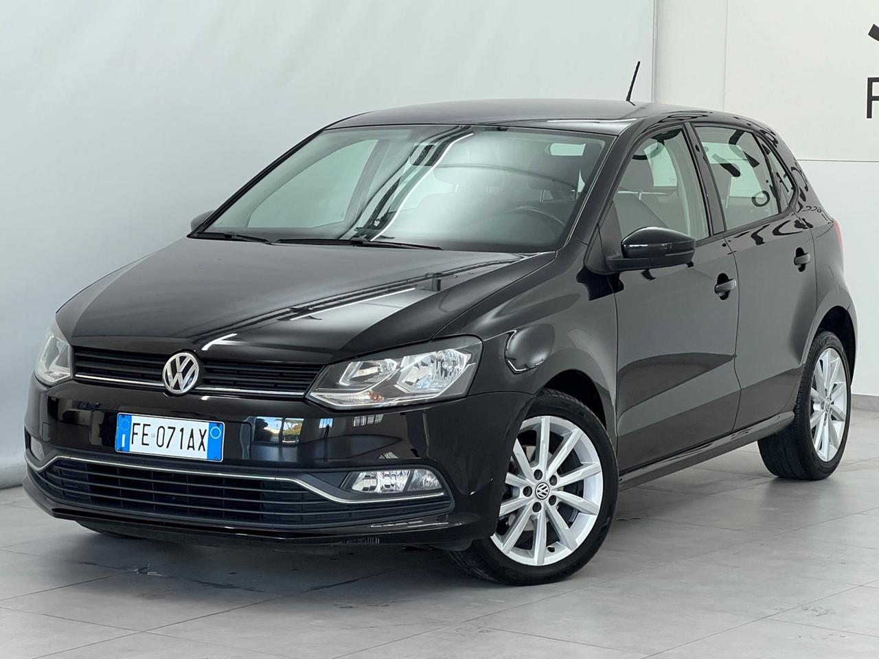 VOLKSWAGEN Polo V 2014 Polo 5p 1.4 tdi Comfortline 75cv