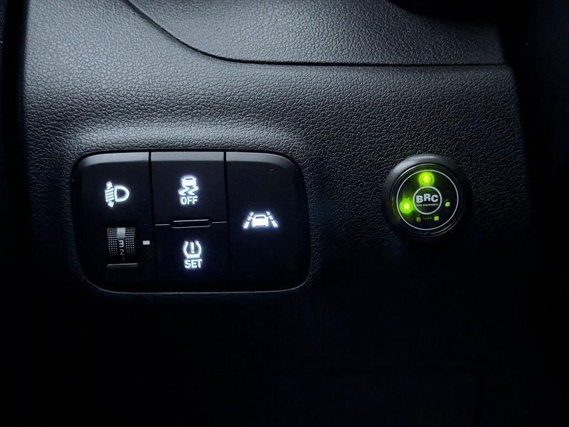 Hyundai i10 i10 1.0 Tech Connect Pack econext Gpl