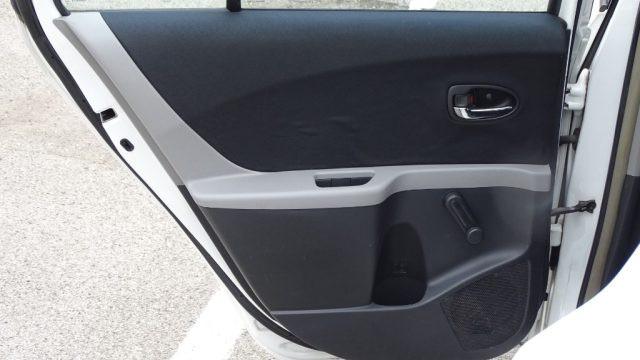 TOYOTA Yaris 1.300 100 cv, 5 porte, versione "Sol", Garanzia..