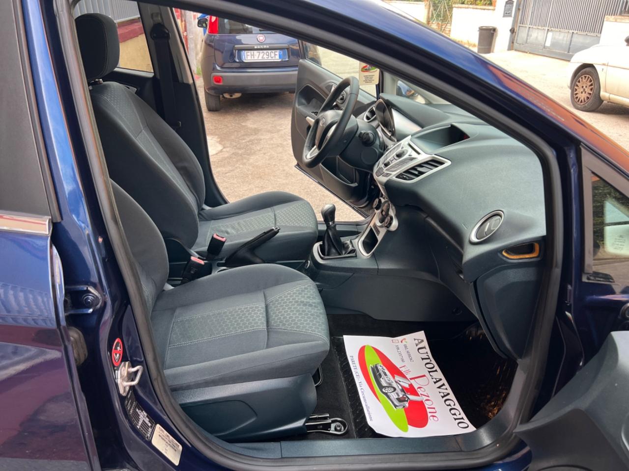 Ford Fiesta 1.4 16V 5p. Bz.- GPL Titanium Bs.
