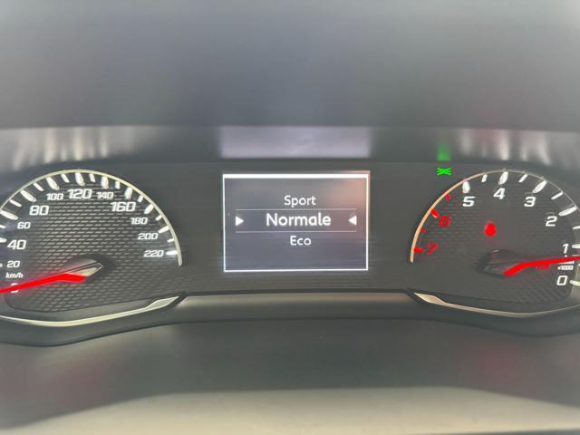 PEUGEOT 2008 1.5 BlueHDI 110cv Allure Pack (Auto/App/Led)