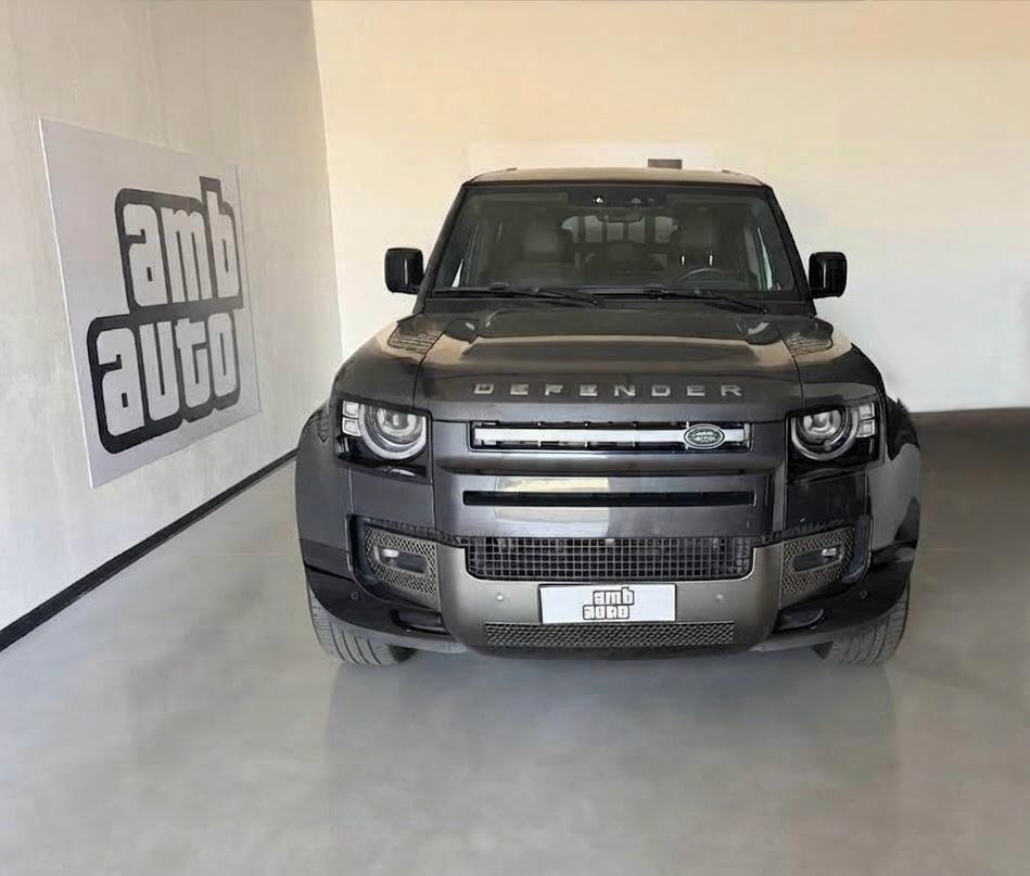 Land Rover Defender 110 3.0D I6 250 X-Dynamic SE