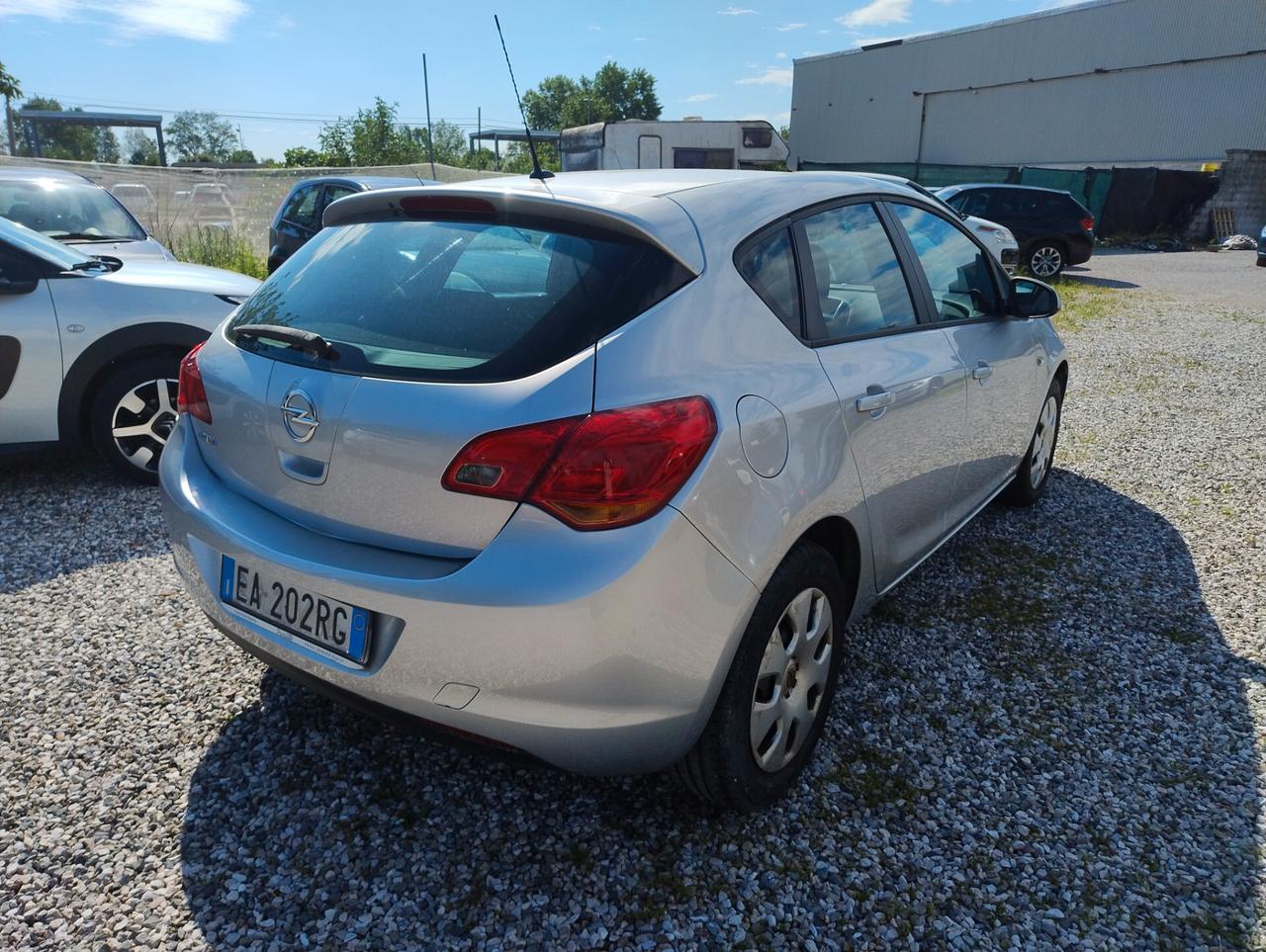 Opel Astra 1.4 100CV 5 porte Elective