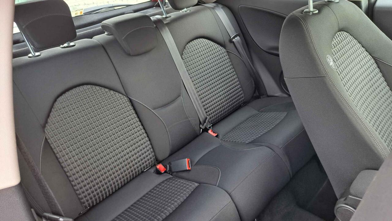 Alfa Romeo MiTo 1.4 T 155 CV Distinctive