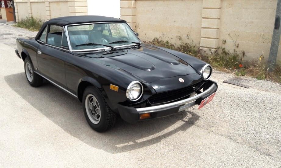 Fiat 124 Spider Pininfarina certif. ASI con C.R.S