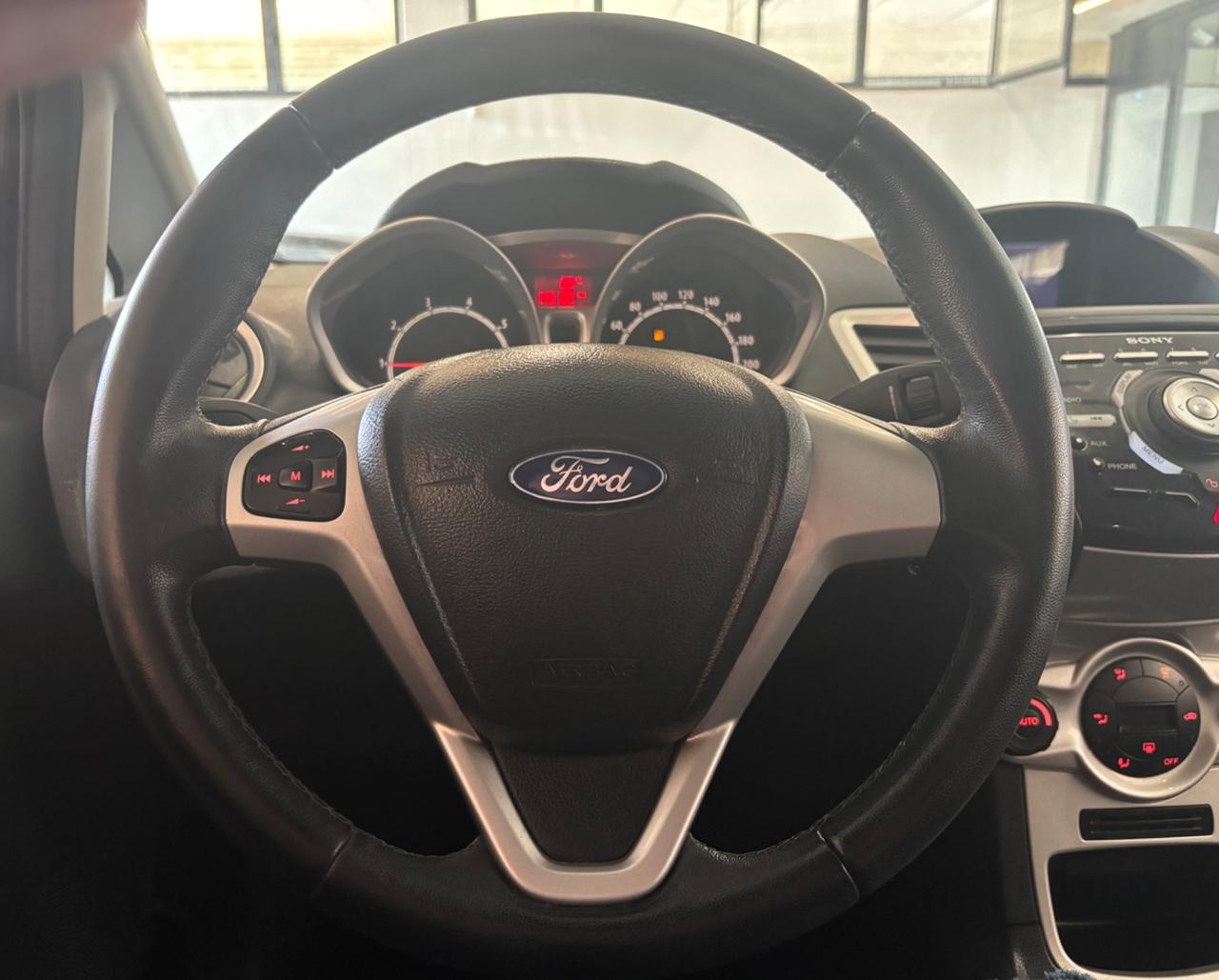 Ford Fiesta 1.4 5 porte Bz.- GPL Titanium