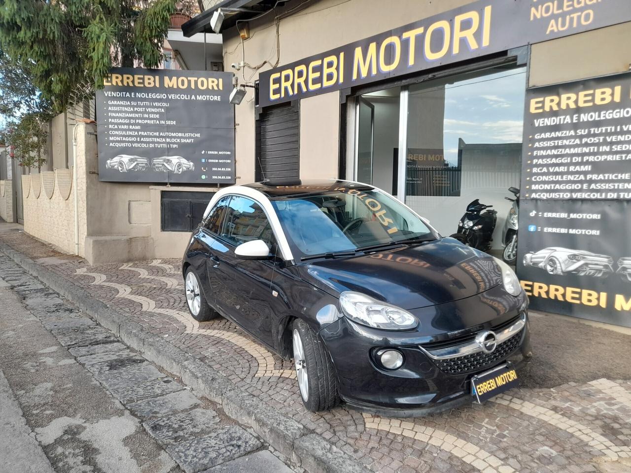 Opel Adam 1.4 87 CV GPL Tech Unlimited