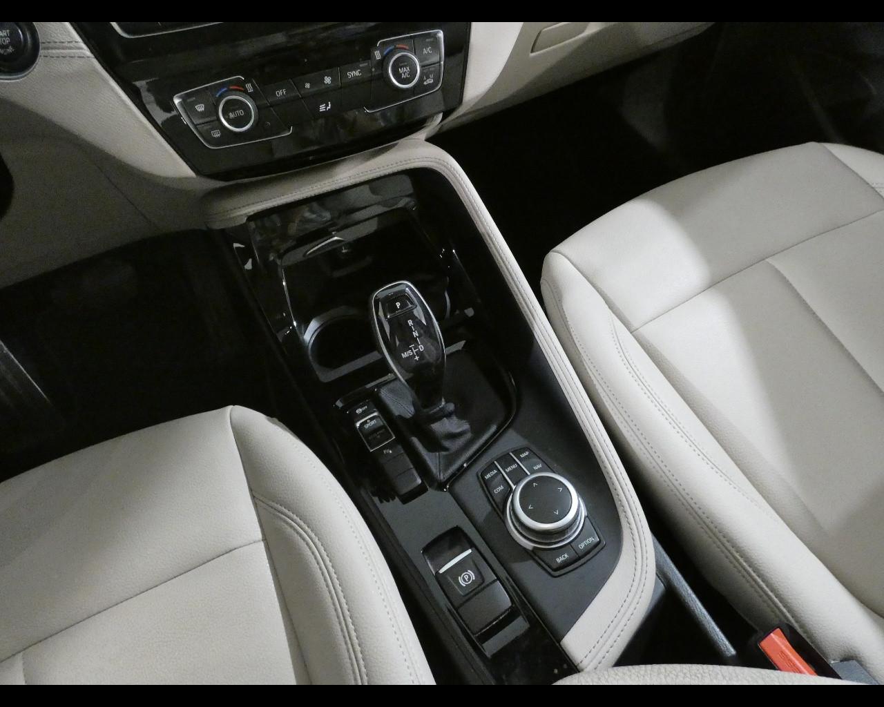 BMW X1 (F48) - X1 sDrive18d xLine