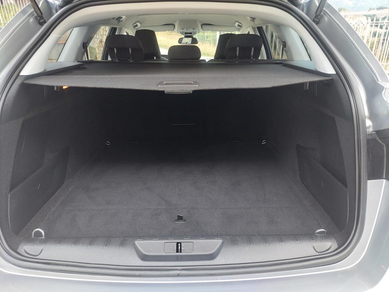 Peugeot 308 SW BlueHDi 130 S&S Allure