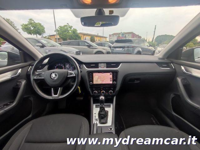 SKODA Octavia 1.5 DSG Wagon Ambition G-Tec
