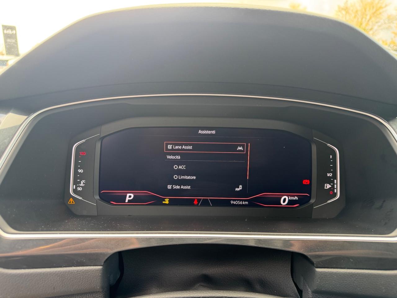 Volkswagen Tiguan 2.0 TDI 150 CV SRC DSG R-Line FULL SERVICE