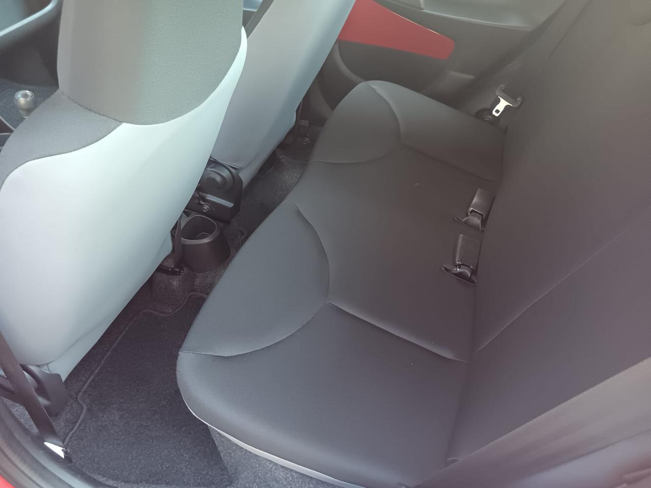 Toyota Aygo 1.0 12V VVT-i 5 porte Active Connect