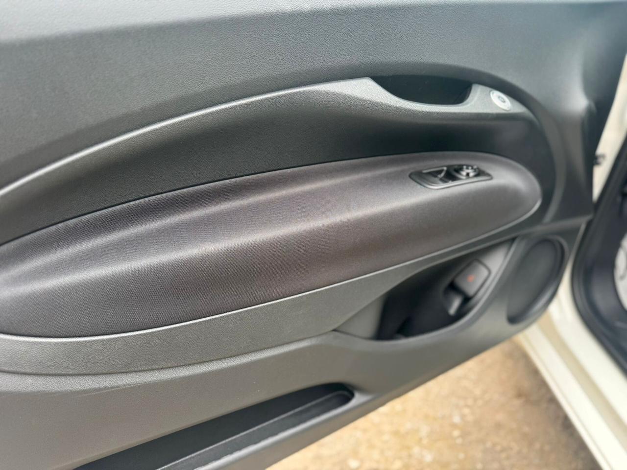 Fiat 500 Berlina Hybrid Icon