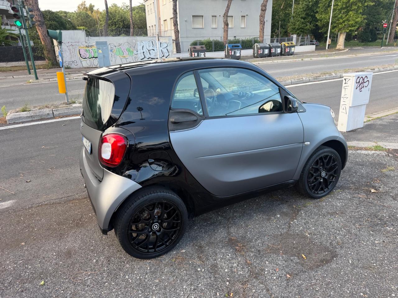 Smart ForTwo 1.0 71cv Coupe C. Automatico Navi motore nuovo