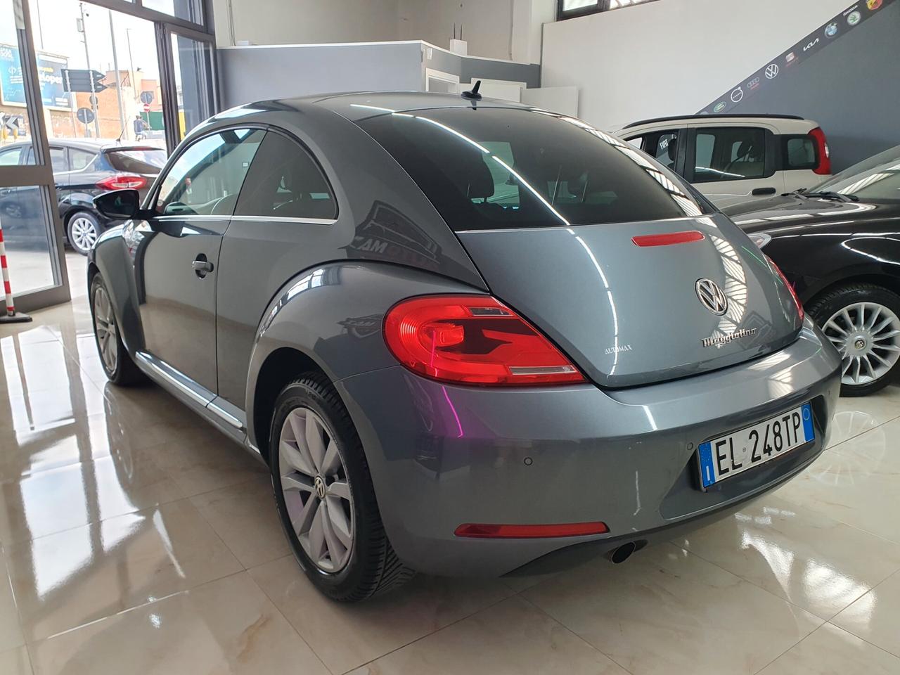 Volkswagen Maggiolino 1.6 TDI 105cv Design 2012