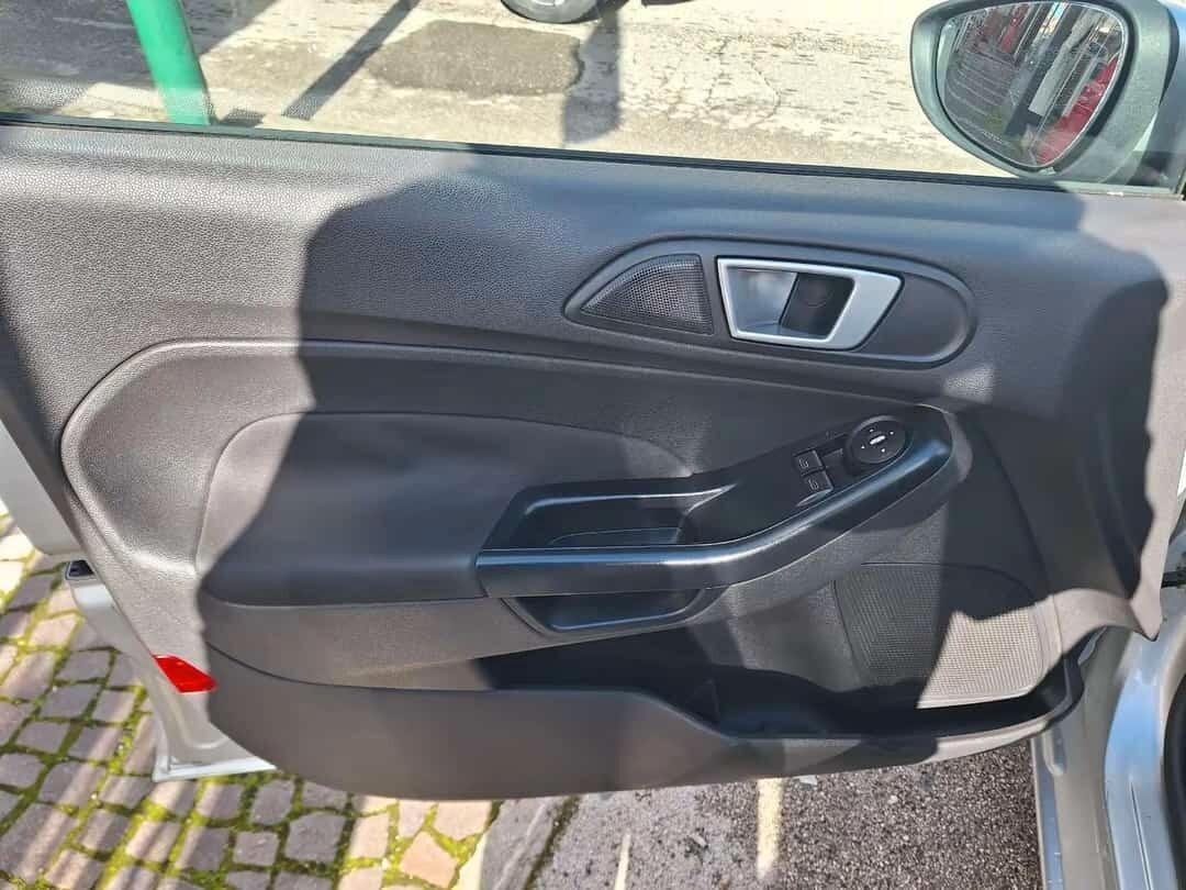 Ford Fiesta 1.5 TDCi 75CV 5 porte