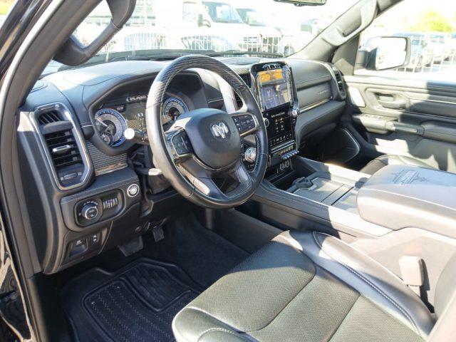 DODGE RAM 1500 5.7 GPL V8 Limited Night - N1