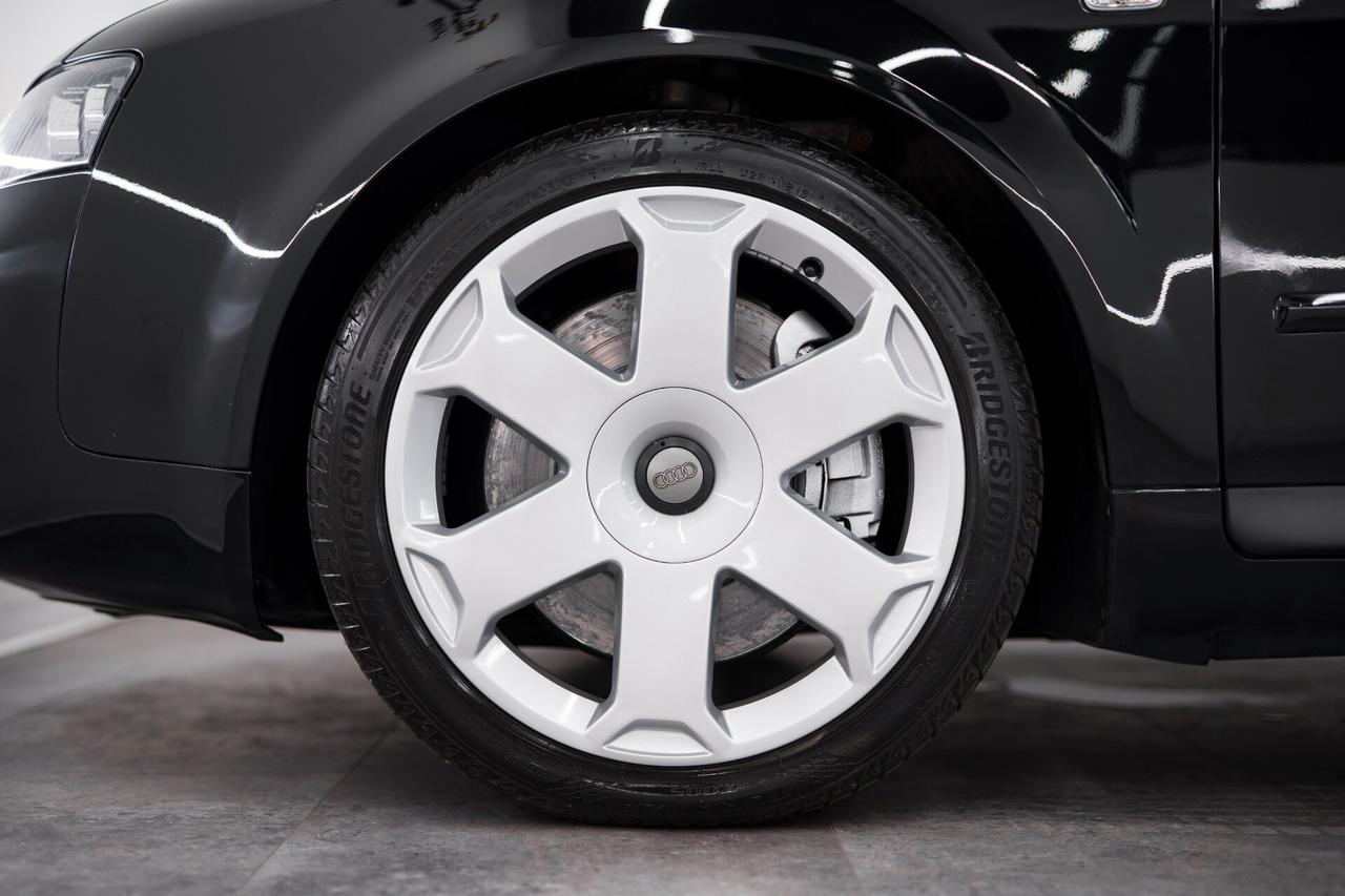 Audi S4 MANUALE