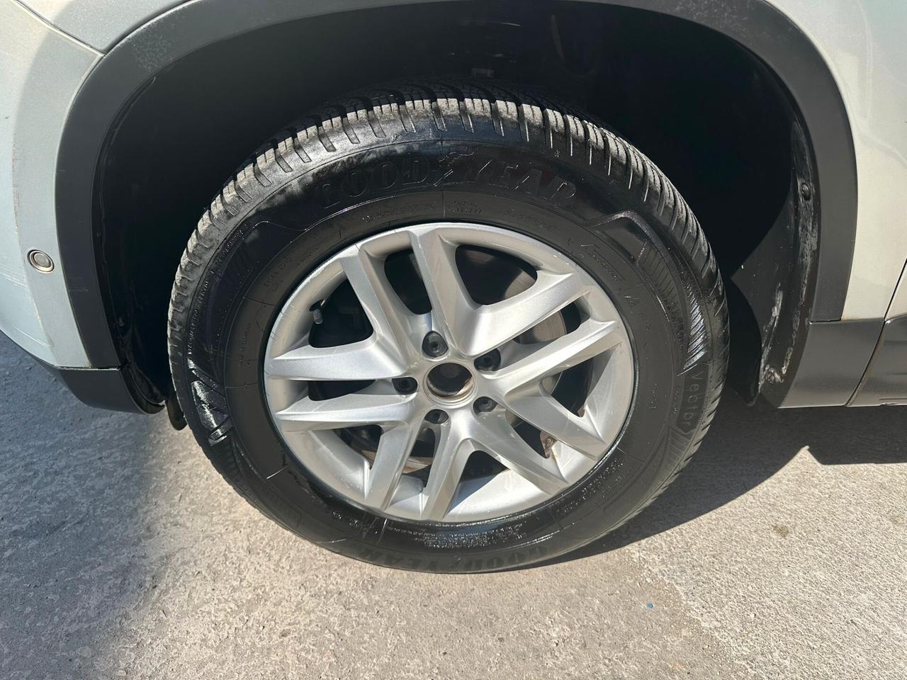 Volkswagen Tiguan 2.0cc diesel 12 mesi garanzia-2011