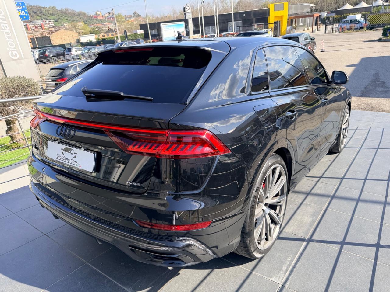 Audi Q8 50 TDI 286 CV quattro tiptronic S line Pack carbonio