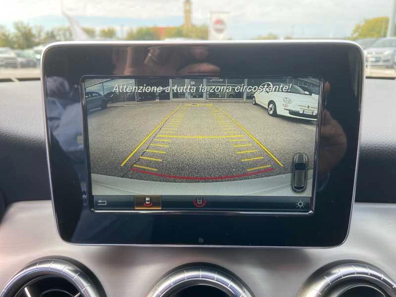 Mercedes-Benz CLA Shooting Brake 220 Premium 4matic AuTo