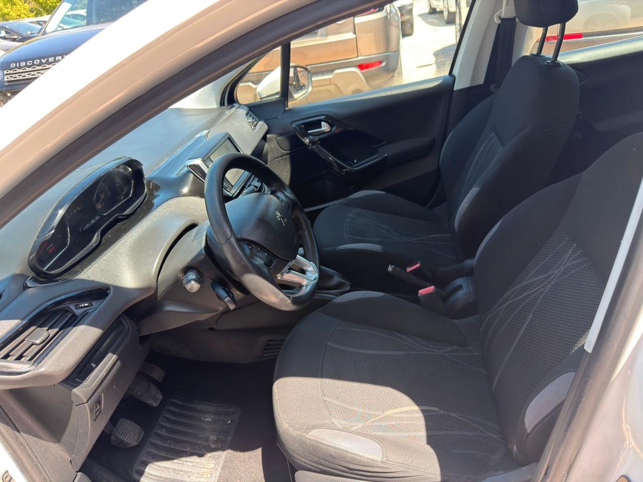 Peugeot 208 1.2 VTi 82 CV 5 porte Allure
