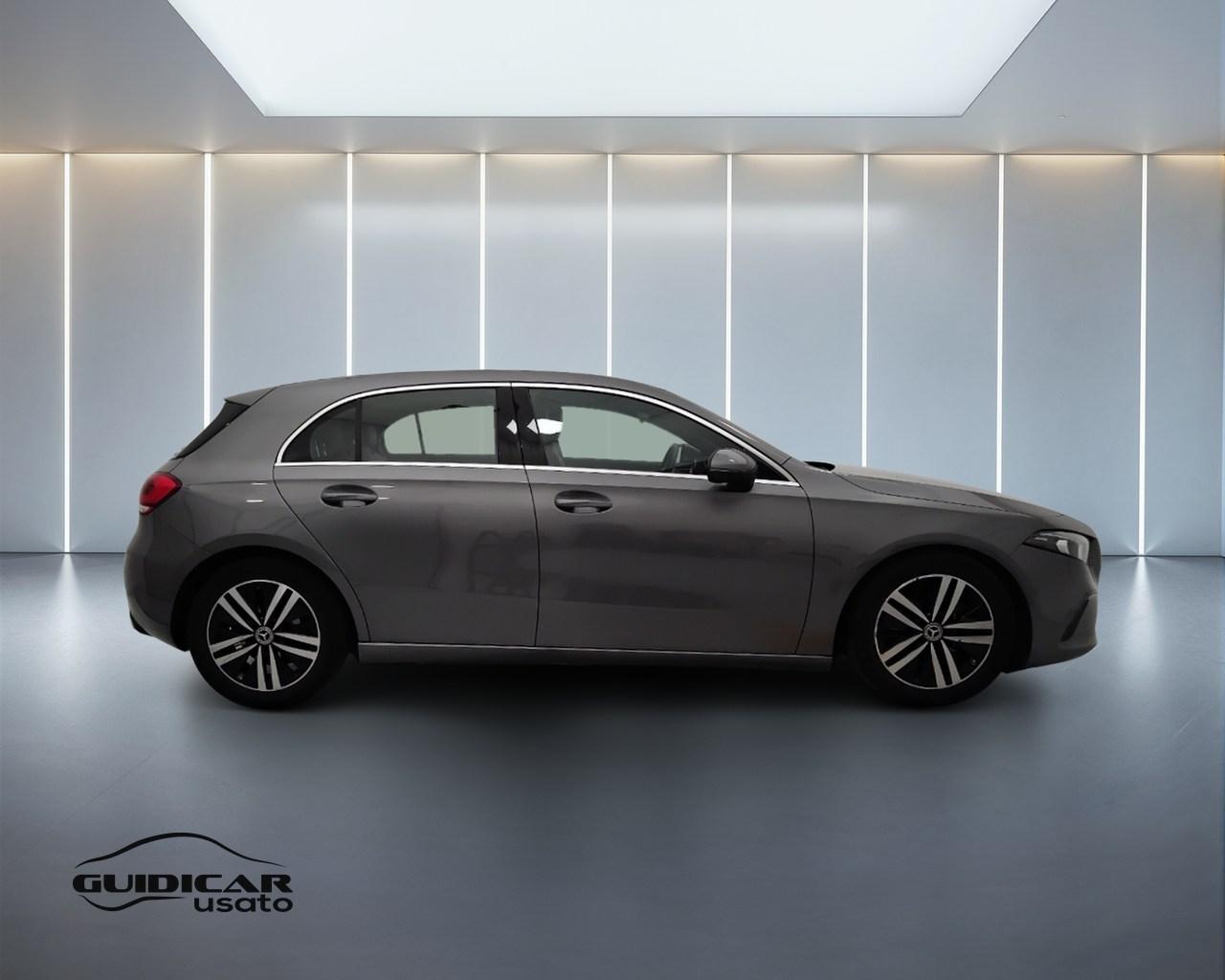 Mercedes-Benz Classe A - W177 2018 - A 180 d Sport auto