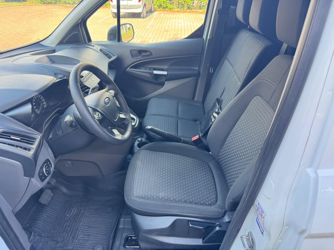 FORD TRANSIT CONNECT AUTOMATICO