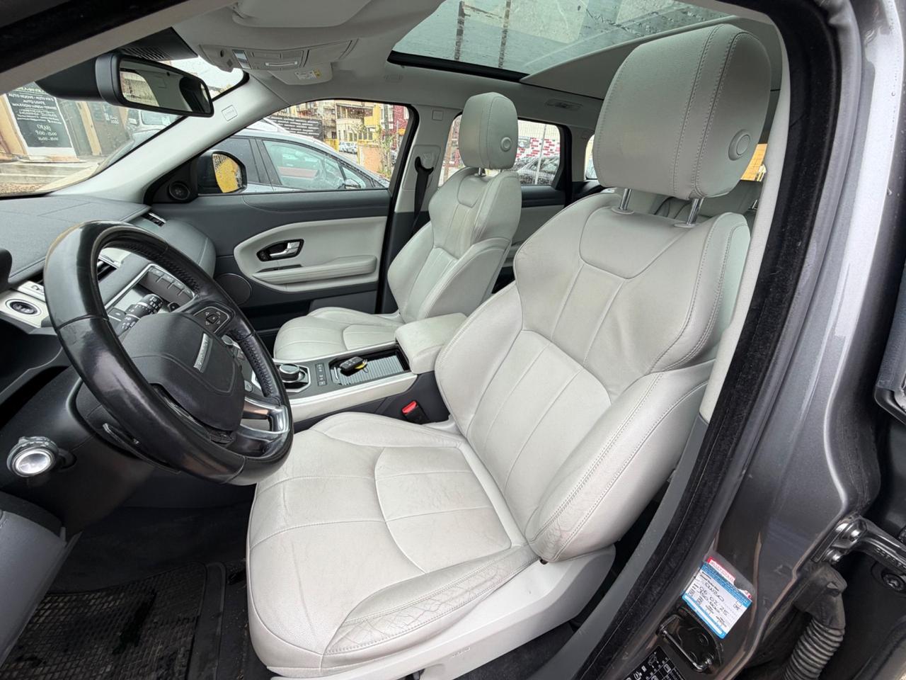 Land Rover Range Evoque 2.0 TD4 180 CV 5p. SE Dynamic