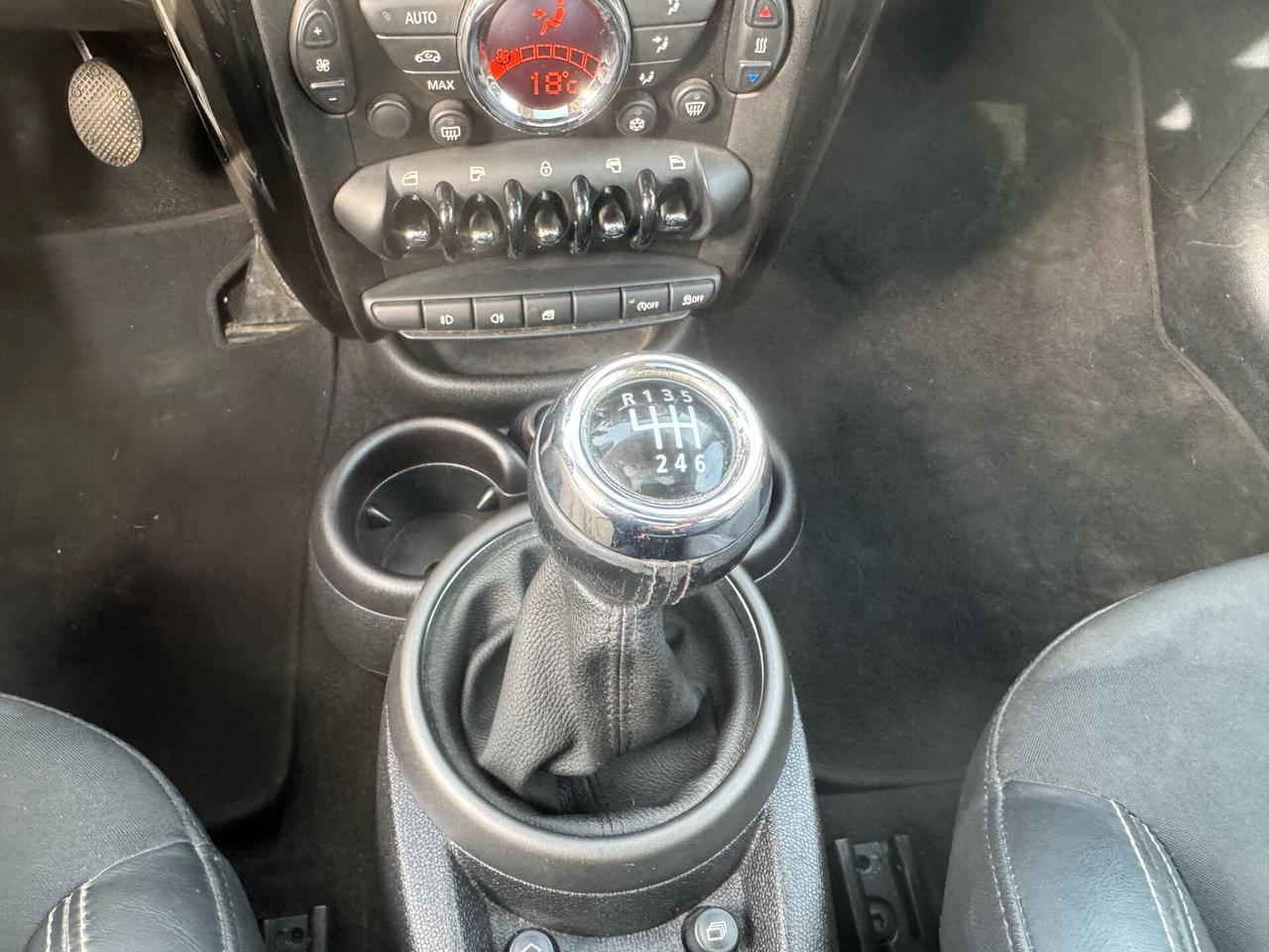 Mini 1.6 Cooper D Countryman TETTO APRIBILE