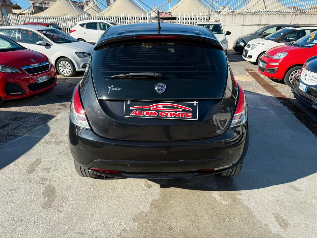 Lancia Ypsilon 1.2 69 CV 5 porte Silver