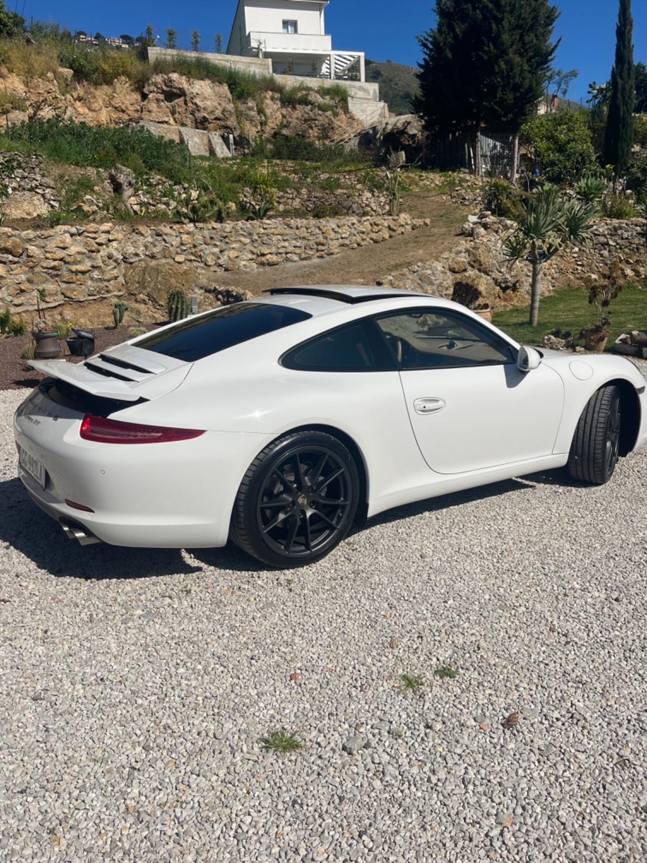 Porsche 911 3.4 Carrera Coupé