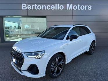 AUDI Q3 45 1.4 TFSI e S-tronic Identity Black S-LINE SLINE