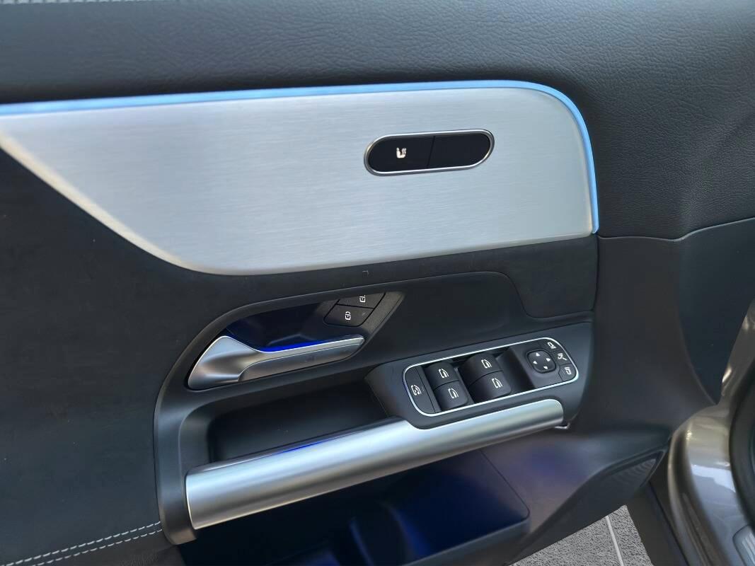 Mercedes Classe GLA 200 d AMG Line Premium auto