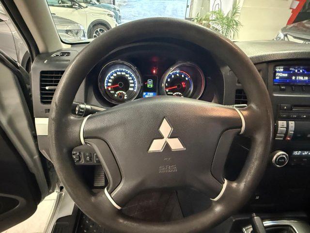 MITSUBISHI Pajero 3.2 DI-D 16V 3p. Intense