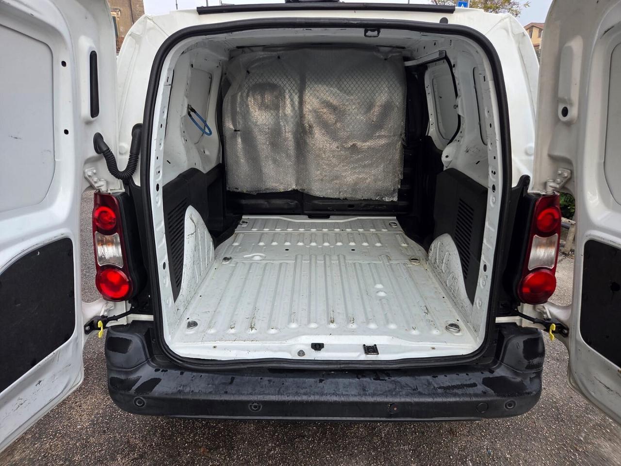 PEUGEOT PARTNER BLUEHDI 100CV 73KW-2017