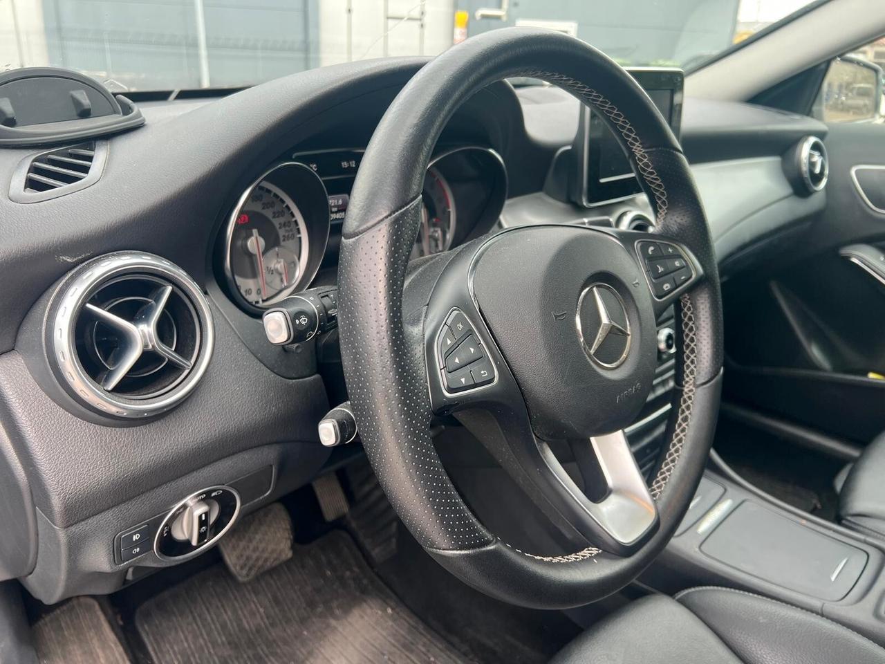 Mercedes-benz GLA 180 d Automatic Enduro