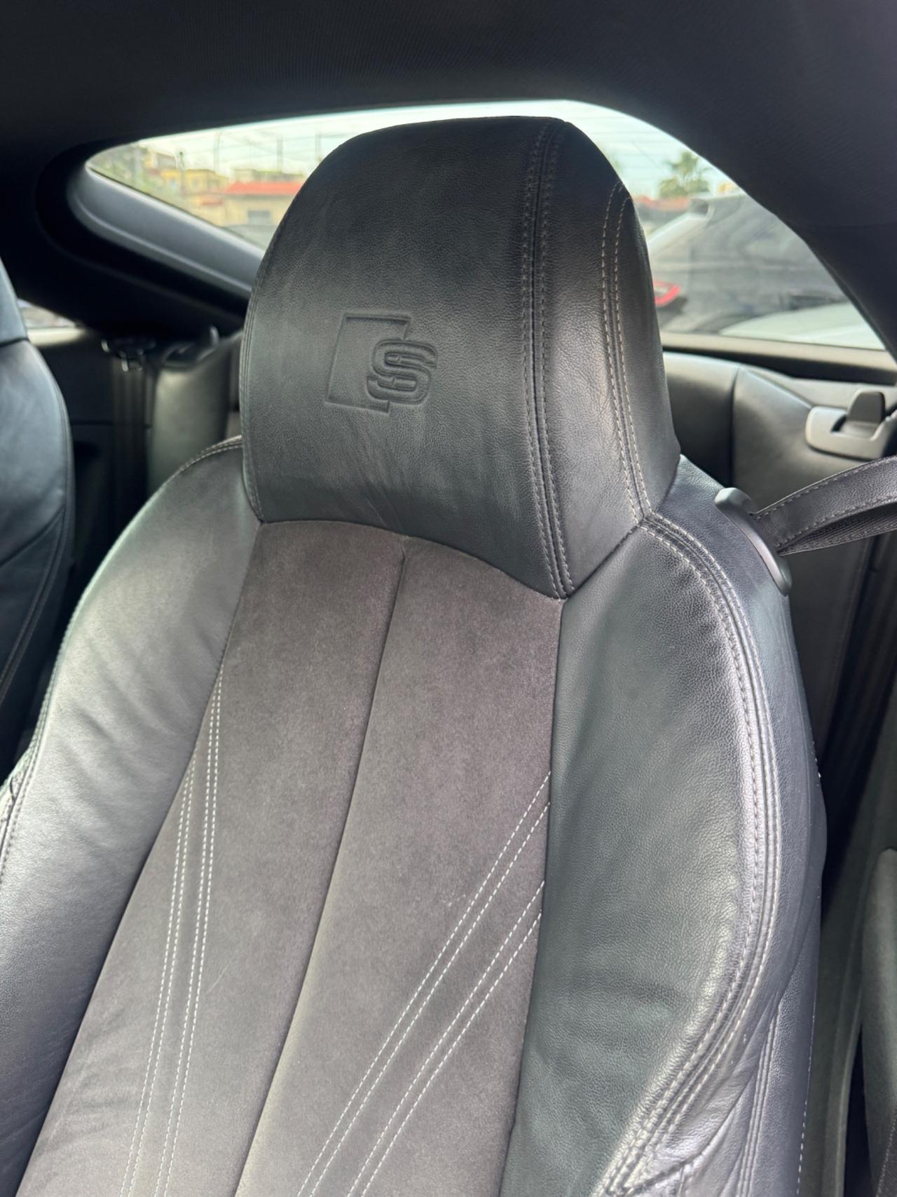 Audi TT Coupé 2.0 TDI ultra S line