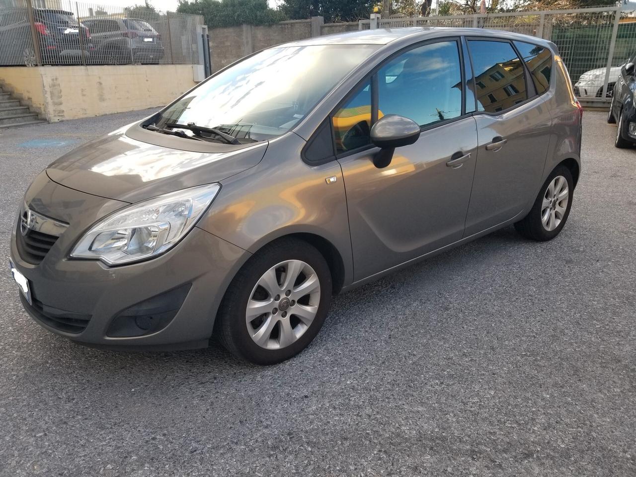 Opel Meriva 1.3 CDTI 95CV ecoFLEX Cosmo