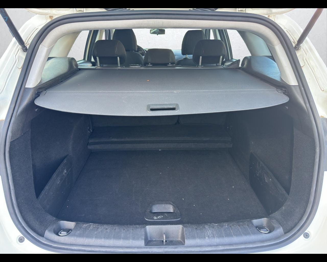 FIAT Tipo (2015-->) - Tipo 1.4 T-Jet 120CV SW Lounge