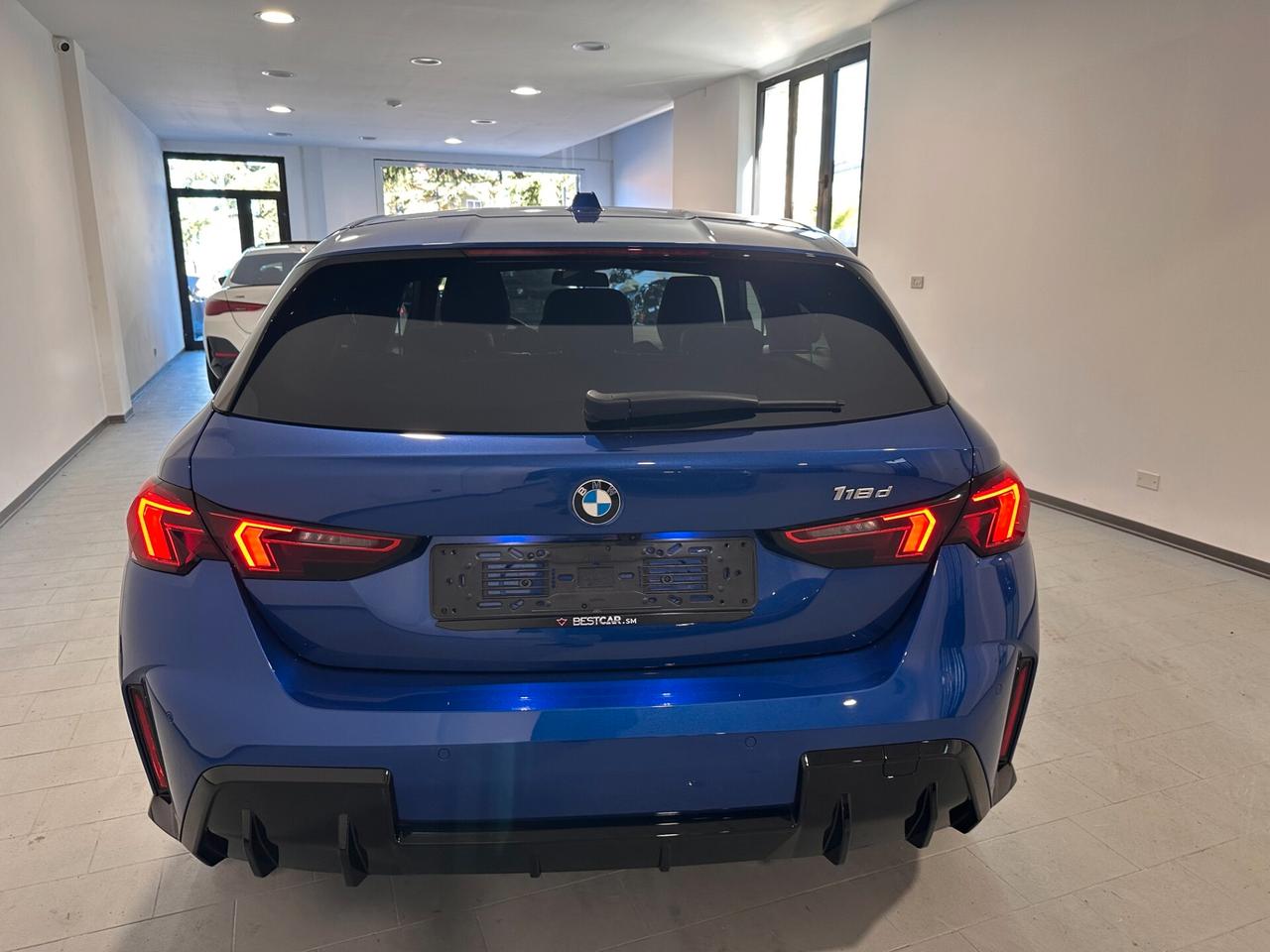 Bmw 118d 5p. M Sport STEPTRONIC_FARI MATRIX_CAMERA _R18_NAVI